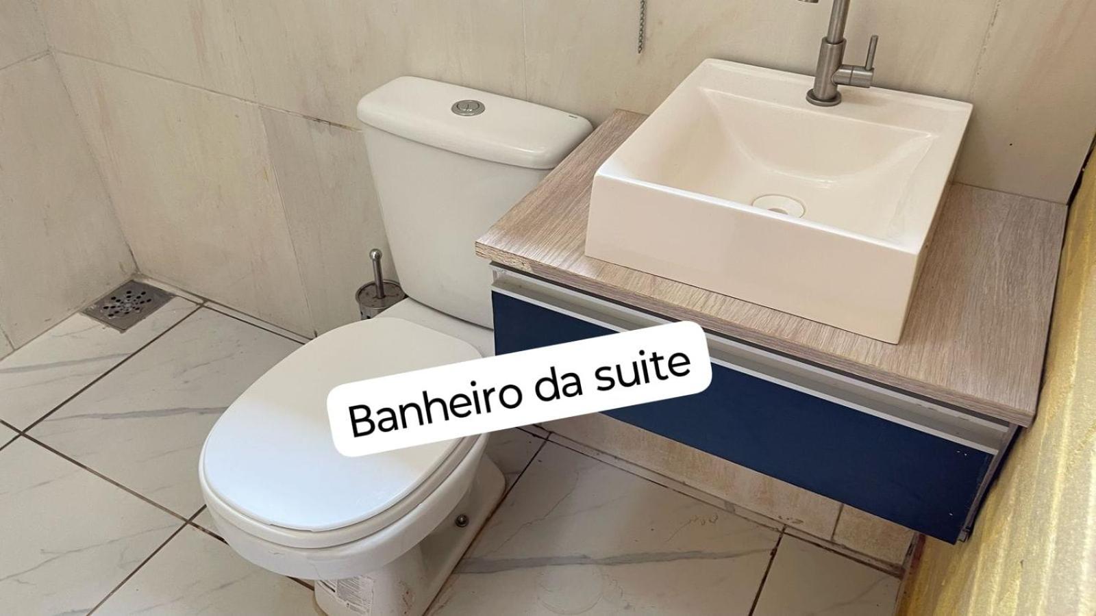 Flat Com Vista Espetacular 2 Banheiros-area Central-cozinha Completa-ar- Casais - Grupos Ou Familias Ou Empresas * Governador Valadares